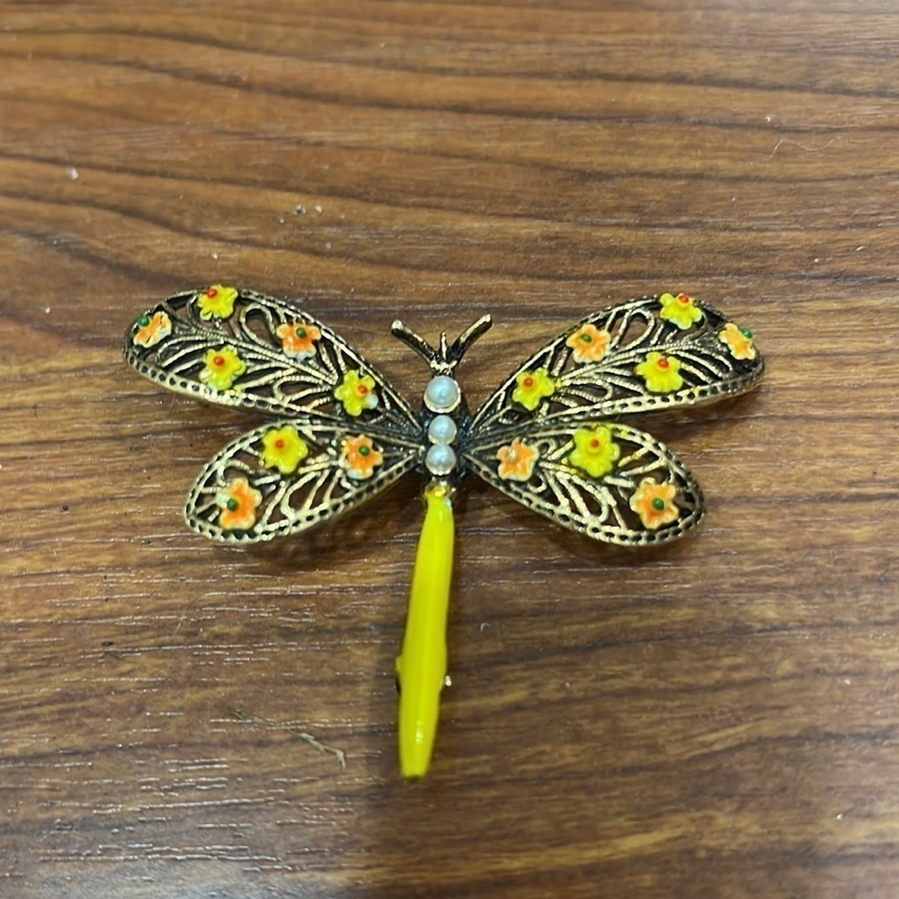 ART Vintage Butterfly Brooch with Pearl & Floral Accents